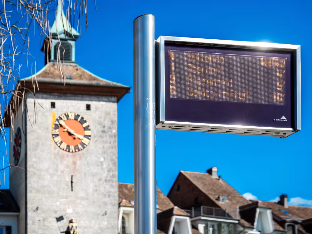 Fahrgastinfoanzeiger am Amthausplatz