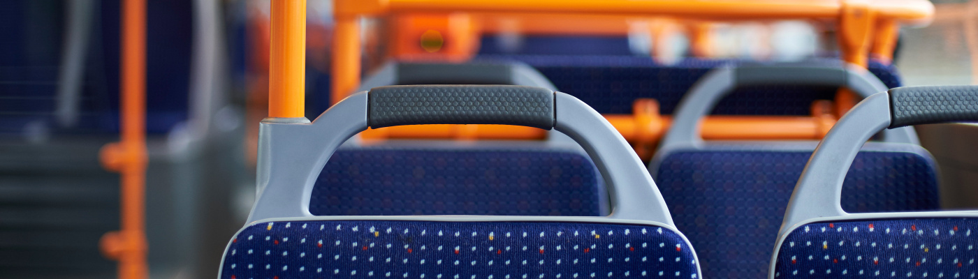 leerer Bus