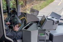 Im Sommer 2020 hatte der BSU eine Trennscheibe entwickelt und in alle Busse eingebaut, für mehr Schutz für Fahrgäste und Fahrpersonal